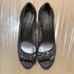 Karen Scott heels
